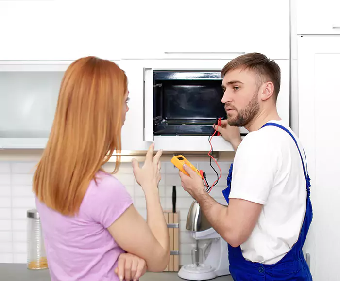 Skilled Microwave Service: Your Certified Microwave Purchase and Installation in Revere, MA